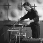 Eric Leonardson Performs